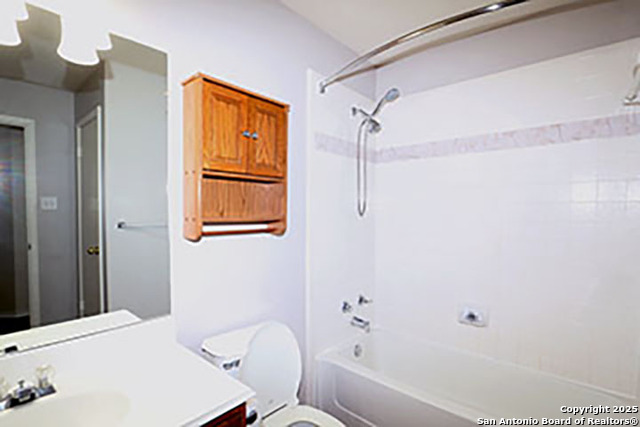 Image 13 of 16 For 9827 Copperway