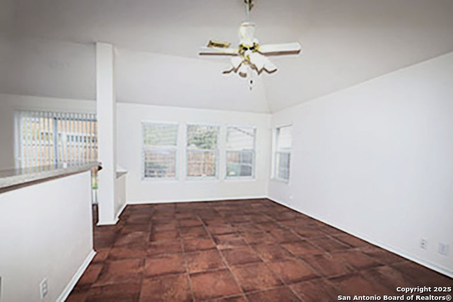 Image 5 of 16 For 9827 Copperway