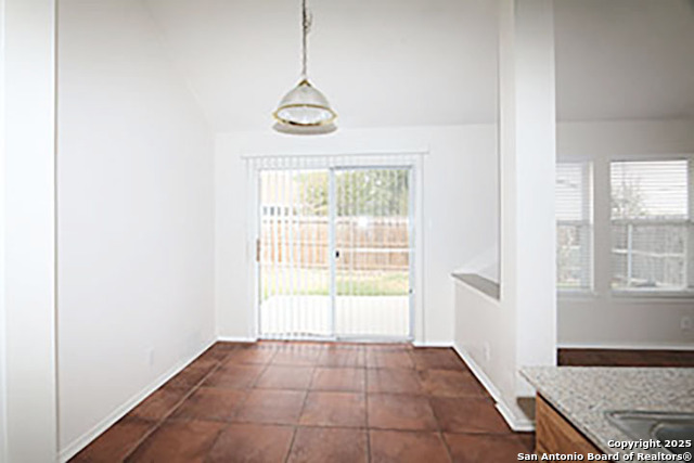 Image 6 of 16 For 9827 Copperway