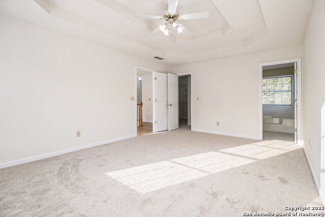 Listing photo id 8 for 11834 Silver Arbor