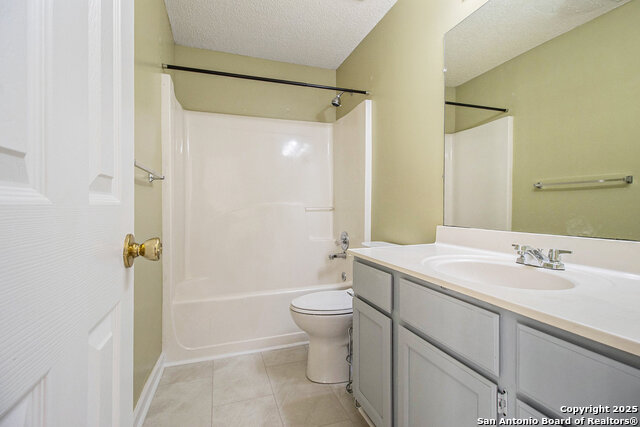 Listing photo id 13 for 11834 Silver Arbor