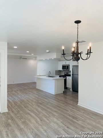 Image 9 of 27 For 203 Lynhaven