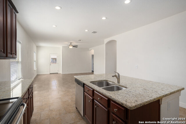 Image 6 of 16 For 716 Morgans