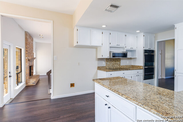 Image 13 of 41 For 17910 Winter Hill