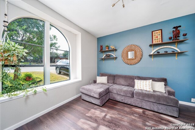 Image 16 of 41 For 17910 Winter Hill