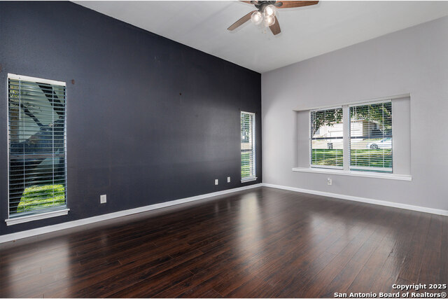 Image 23 of 41 For 17910 Winter Hill