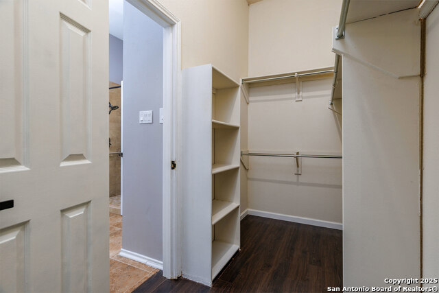 Image 26 of 41 For 17910 Winter Hill