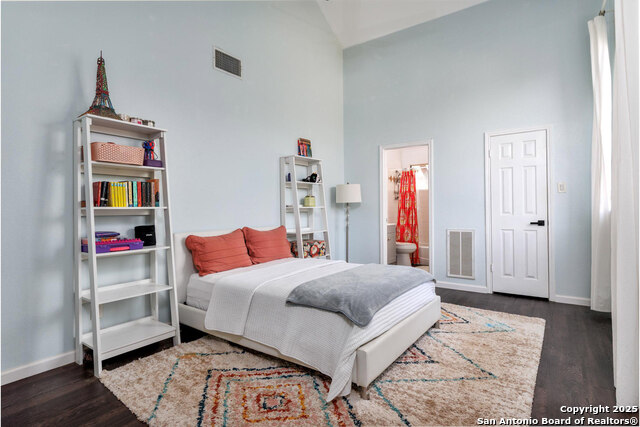 Image 32 of 41 For 17910 Winter Hill