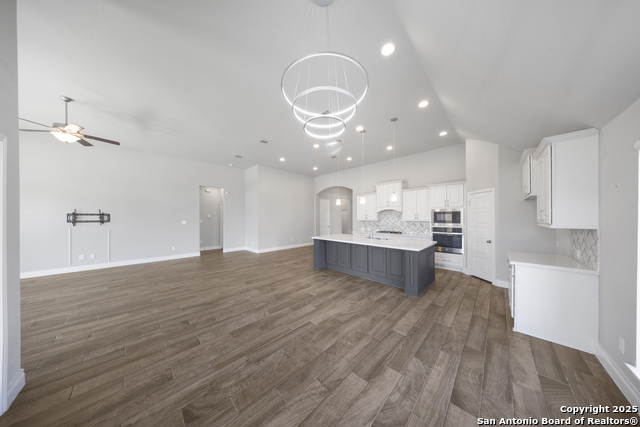 Image 15 of 39 For 14002 Rosetta