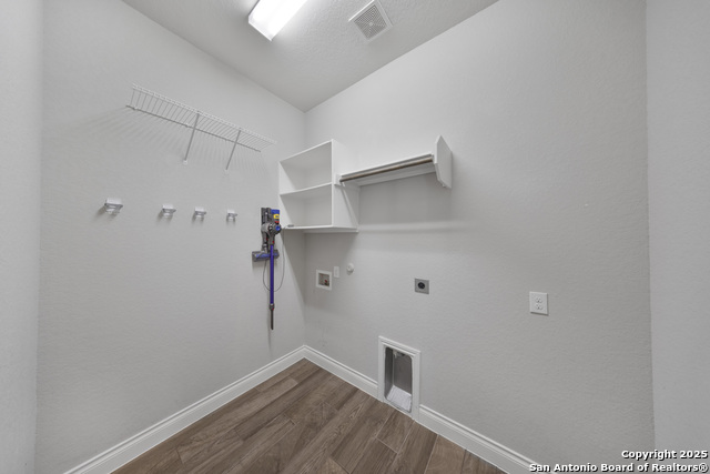 Image 26 of 39 For 14002 Rosetta