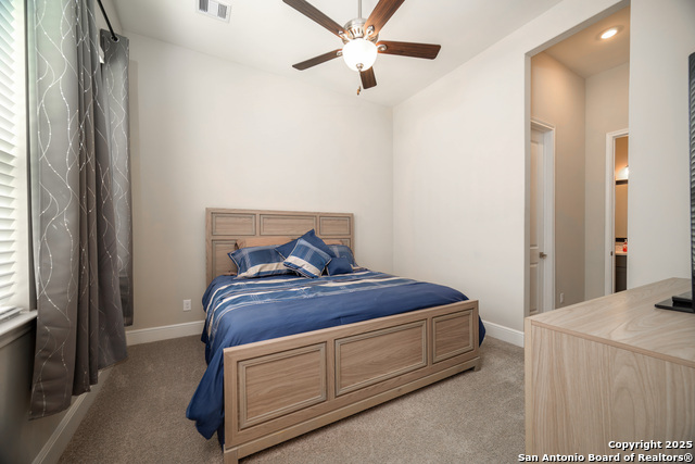 Image 17 of 39 For 16707 Stonecrest Dr