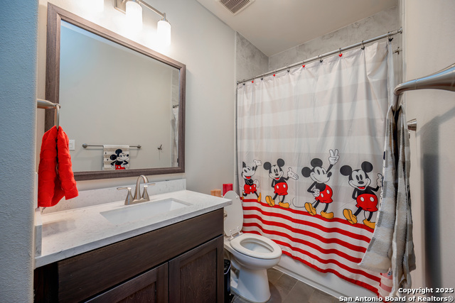 Image 24 of 39 For 16707 Stonecrest Dr