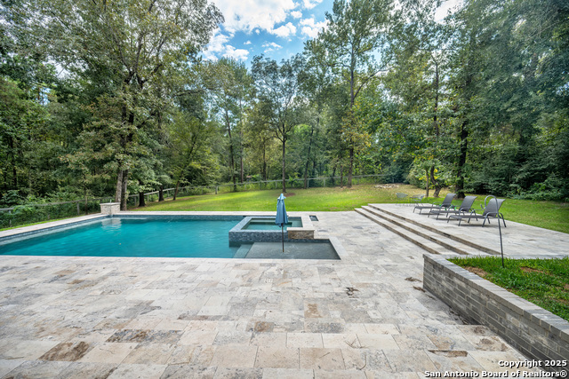 Image 3 of 39 For 16707 Stonecrest Dr