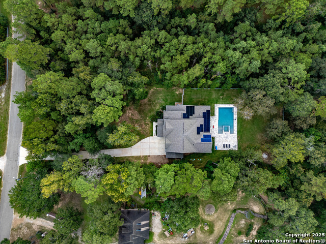 Image 38 of 39 For 16707 Stonecrest Dr