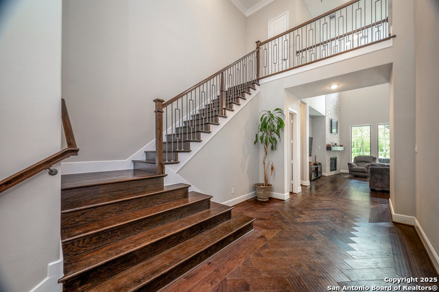 Image 5 of 39 For 16707 Stonecrest Dr