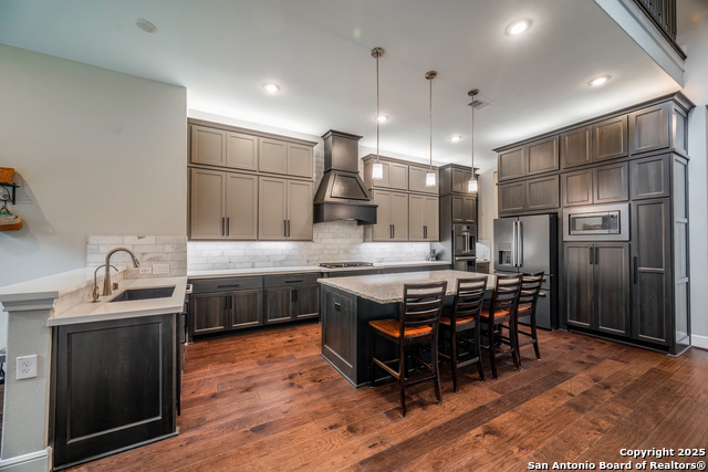 Image 7 of 39 For 16707 Stonecrest Dr