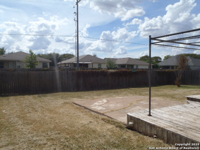 Image 11 of 33 For 2524 Fayette Dr