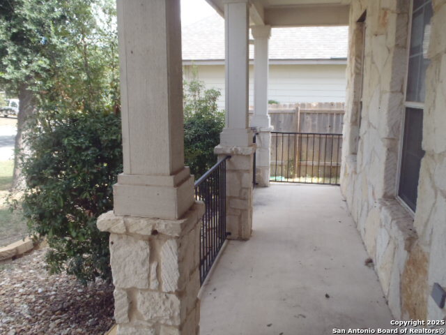 Image 15 of 33 For 2524 Fayette Dr