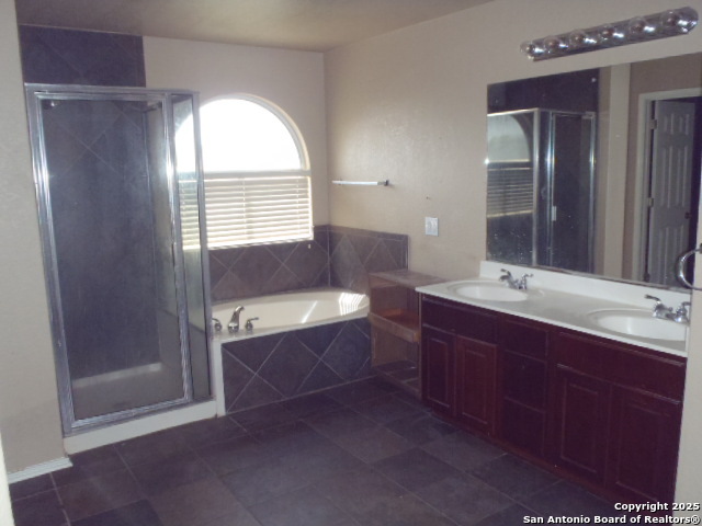 Image 26 of 33 For 2524 Fayette Dr