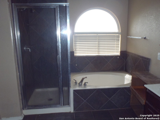 Image 28 of 33 For 2524 Fayette Dr