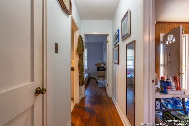 Image 26 of 36 For 127 Belfast  