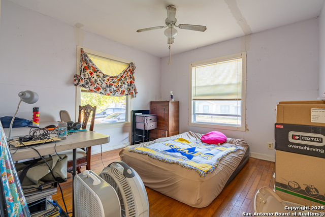 Image 28 of 36 For 127 Belfast  