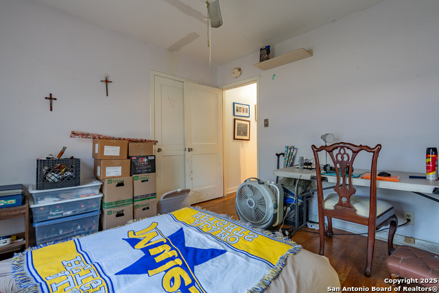 Image 30 of 36 For 127 Belfast  