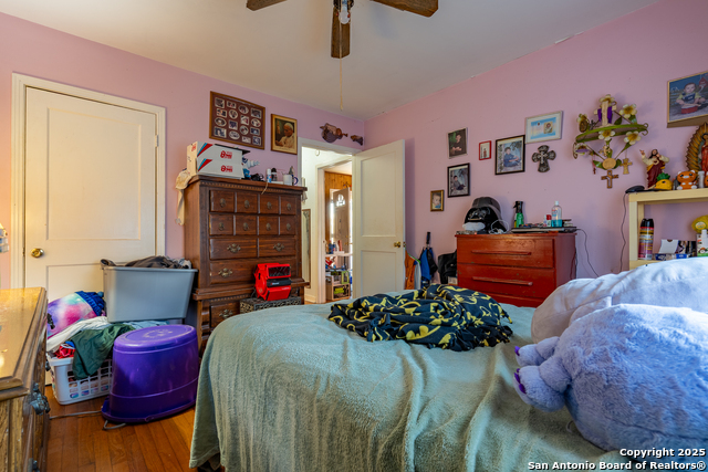 Image 35 of 36 For 127 Belfast  