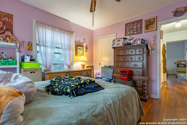 Image 36 of 36 For 127 Belfast  