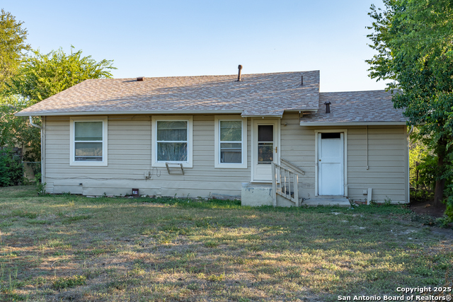 Image 9 of 36 For 127 Belfast  