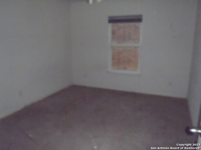 Listing photo id 12 for 203 Azalea Way