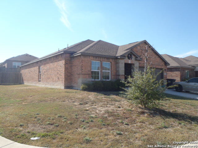 Listing photo id 22 for 203 Azalea Way
