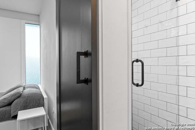 Image 20 of 37 For 1645 Trail Pass Dr