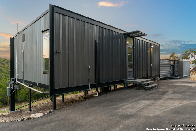 Image 26 of 37 For 1645 Trail Pass Dr