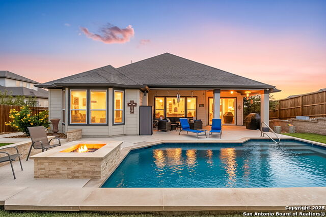 Listing photo id 0 for 705 Treetop Pass