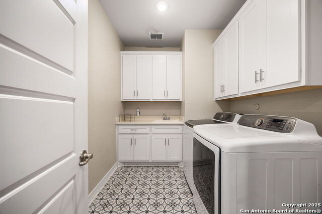 Listing photo id 32 for 705 Treetop Pass