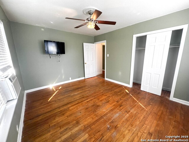 Image 12 of 19 For 520 Pyron  