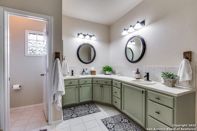 Image 21 of 30 For 11506 Mountain Climb