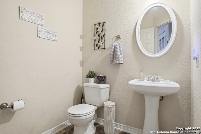 Listing photo id 8 for 11935 Curtis