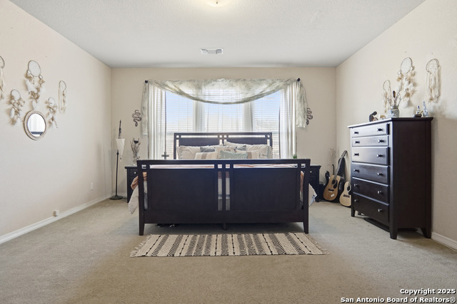 Listing photo id 9 for 11935 Curtis