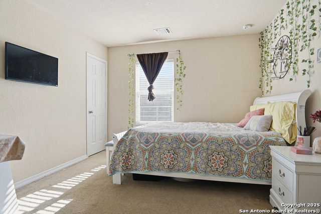 Listing photo id 19 for 11935 Curtis