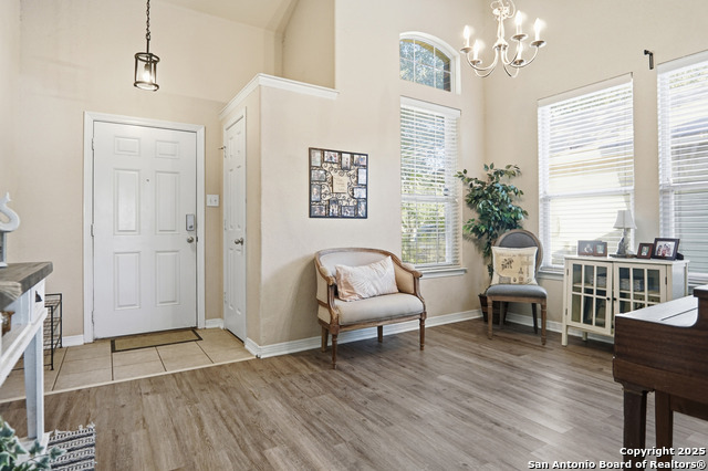 Listing photo id 1 for 11935 Curtis