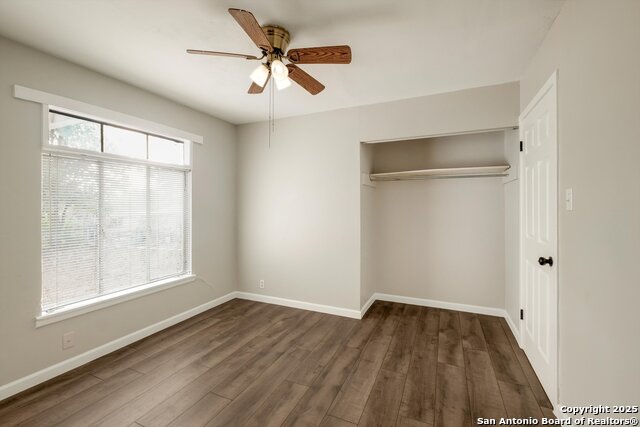 Listing photo id 8 for 110 Woley Drive