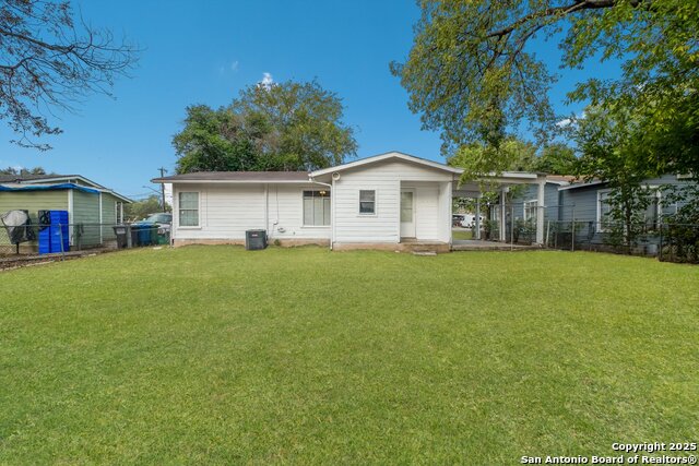 Listing photo id 14 for 110 Woley Drive
