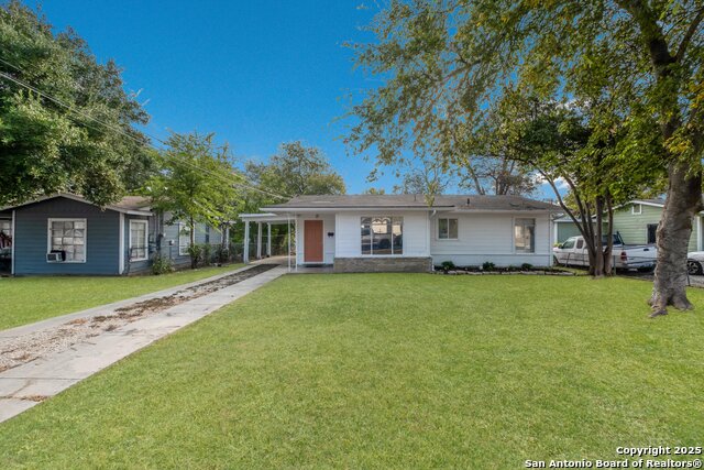 Listing photo id 0 for 110 Woley Drive