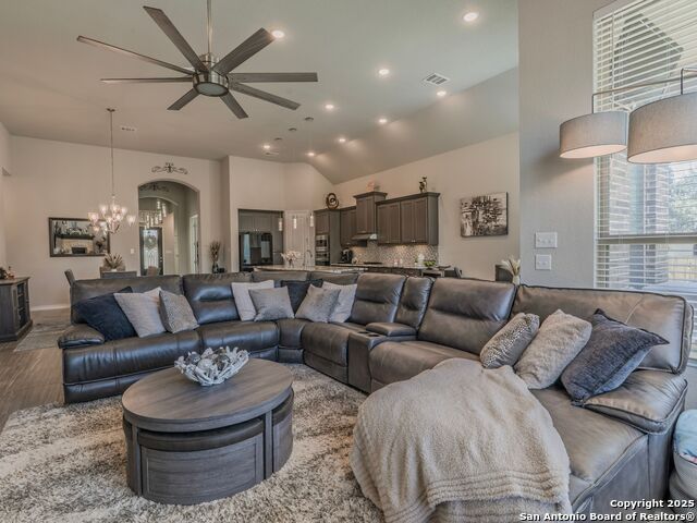 Image 12 of 32 For 180 Cimarron