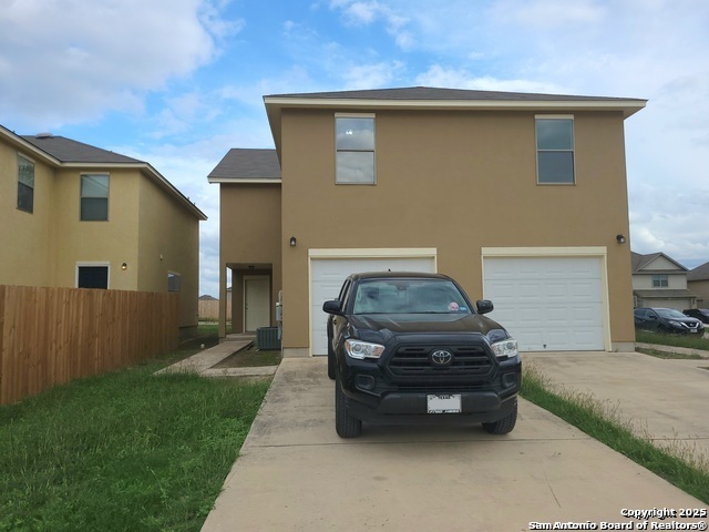 Listing photo id 19 for 10527 Hunters Pond