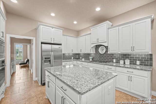 Image 18 of 47 For 2614 Melbourne