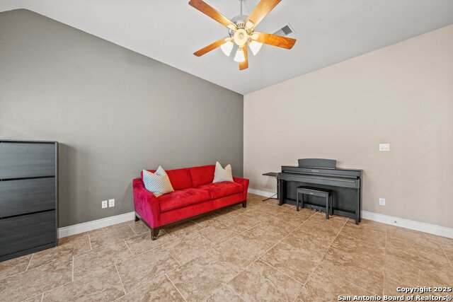 Image 23 of 47 For 2614 Melbourne