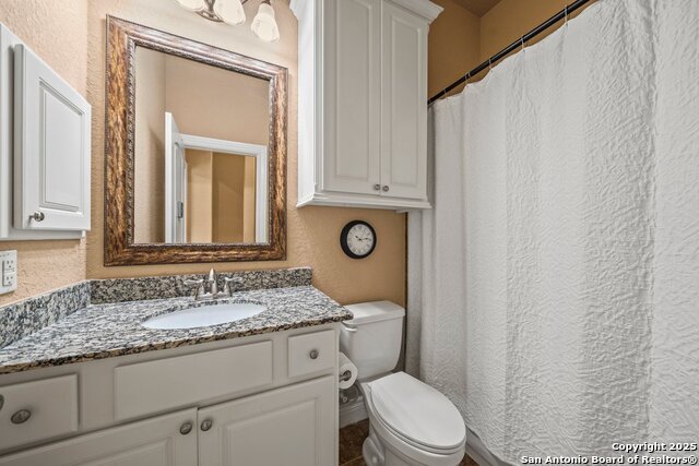 Image 32 of 47 For 2614 Melbourne